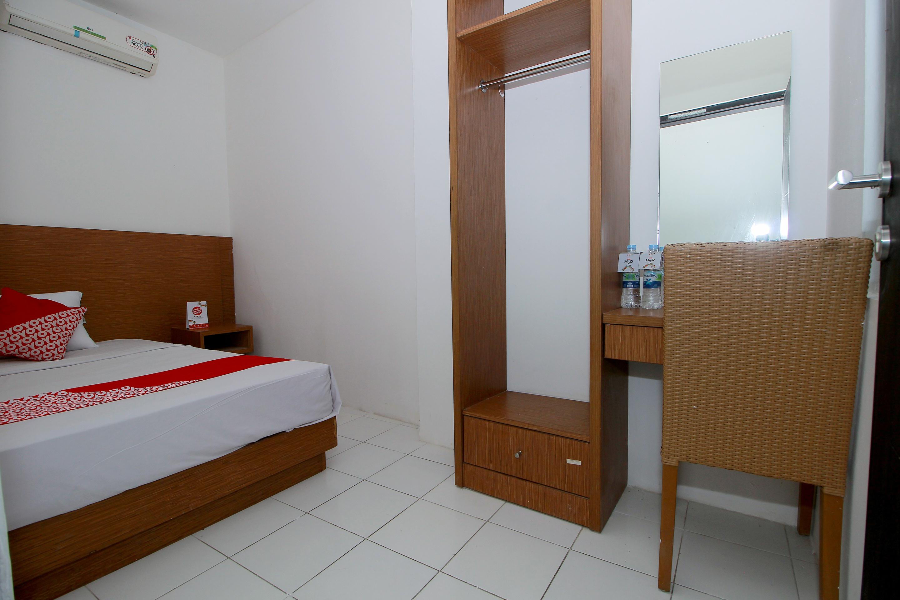 Super Oyo 1678 Jati Exclusive Homestay Бенгкулу Екстериор снимка