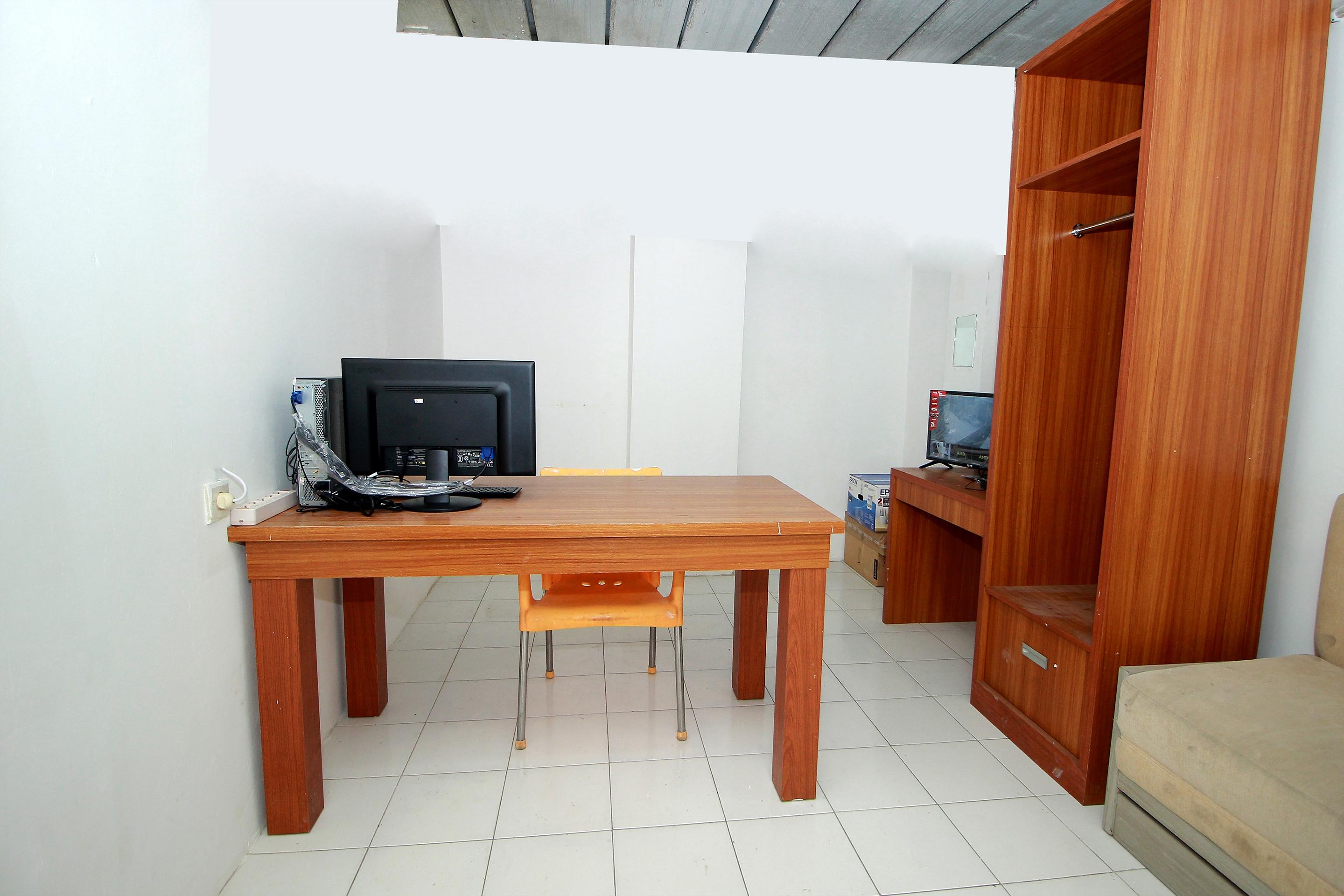 Super Oyo 1678 Jati Exclusive Homestay Бенгкулу Екстериор снимка